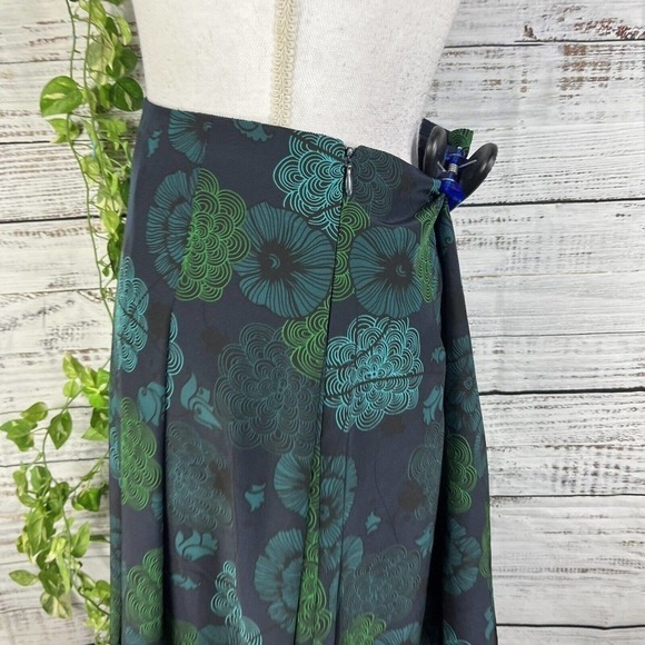 Liz Claiborne Skirt size 4 Blue Green Floral Knee Pleated A Line Tropical Modest - Picture 9 of 11
